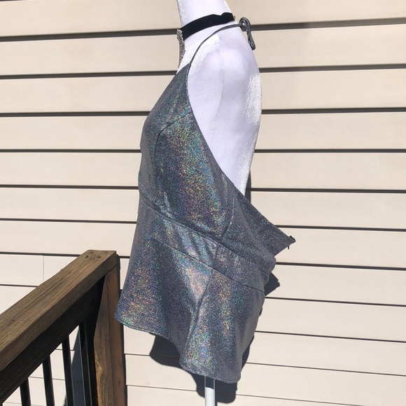 Express Halter in Silver - Picture 6 of 17